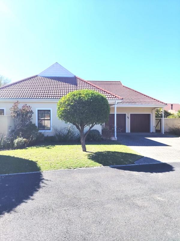3 Bedroom Property for Sale in Sandbaai Western Cape